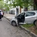 PERDIÓ EL CONTROL DE SU AUTO Y TERMINÓ SOBRE LA VEREDA