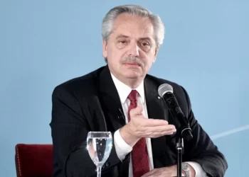 FERNÁNDEZ: “ES INCOMPRENSIBLE QUE LOS JUECES NO PAGUEN IMPUESTO A LAS GANANCIAS”