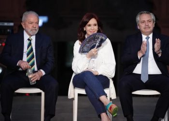 EL GOBIERNO CELEBRÓ LA AJUSTADA VICTORIA DE LULA PERO EN EL KIRCHNERISMO NO HUBO EUFORIA