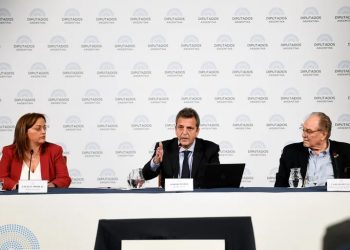 EL GOBIERNO APURA EL TRATAMIENTO DEL PRESUPUESTO EN DIPUTADOS