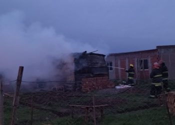 incendio en una precaria vivienda