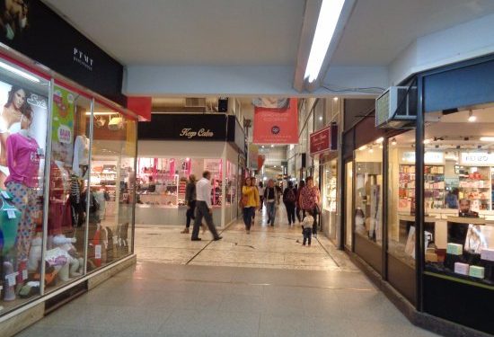 atencion de los comercios durante el fin de semana