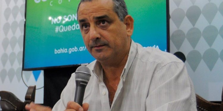 NÚÑEZ FARIÑA: «BUSCAMOS GENERAR UNA BARRERA CONTRA ESTAS ENFERMEDADES»