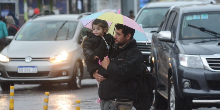 ALERTA METEOROLÓGICO POR LLUVIAS INTENSAS CON ACTIVIDAD ELÉCTRICA EN BAHÍA Y LA ZONA