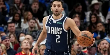 NBA: CAMPAZZO VOLVIÓ A JUGAR EN LA CAÍDA DE DALLAS ANTE HOUSTON