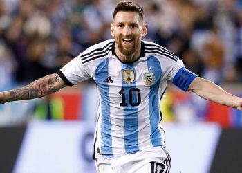 MUNDIAL QATAR 2022: ARGENTINA YA SABE QUÉ CAMISETA LUCIRÁ EN EL DEBUT ANTE ARABIA