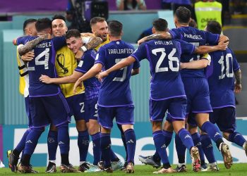 QATAR 2022: ARGENTINA DIO UNA MUESTRA DE FÚTBOL Y SE METIÓ EN OCTAVOS DE FINAL