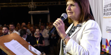 PATRICIA BULLRICH NO DESCARTÓ DOLARIZAR LA ECONOMÍA SI LLEGA A SER PRESIDENTA