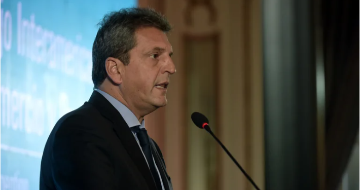 COMBUSTIBLES: EL GOBIERNO SE REUNIRÁ CON EMPRESAS EXPENDEDORAS Y ANUNCIARÁ UN ACUERDO DE PRECIOS