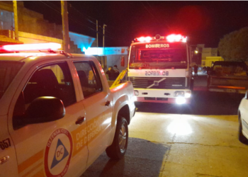 INCENDIO EN EL PATIO DE UNA CASA