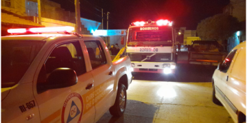 INCENDIO EN EL PATIO DE UNA CASA