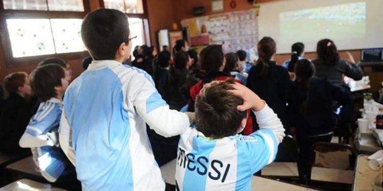 EL MUNDIAL EN LAS ESCUELAS: “HAY UNA DINÁMICA DE TRABAJO CON ACTIVIDADES TEMÁTICAS”