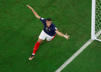 LA SANCIÓN QUE RECIBIRÁ MBAPPÉ POR NO HABER HABLADO EN LOS DOS TRIUNFOS DE FRANCIA EN EL MUNDIAL