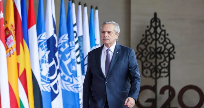 ALBERTO FERNÁNDEZ SUFRIÓ UNA GASTRITIS EROSIVA CON SIGNOS DE SANGRADO