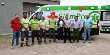 EL MUNICIPIO ENTREGÓ UNA NUEVA AMBULANCIA AL SERVICIO SIEMPRE