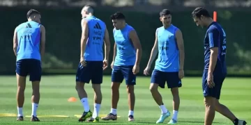 QATAR 2022: ARGENTINA VOLVIÓ A LAS PRÁCTICAS Y SCALONI ANALIZA CAMBIOS