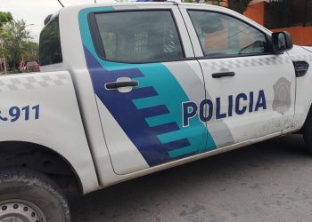 UN HOMBRE FUE BALEADO EN LA PUERTA DE SU CASA Y TERMINÓ INTERNADO