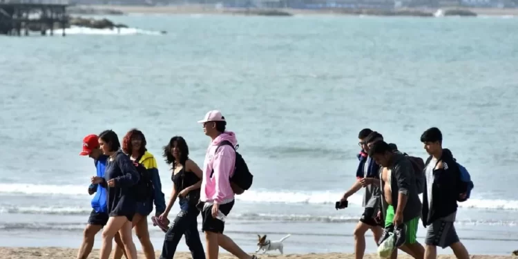 MÁS DE 3,5 MILLONES DE PERSONAS VIAJARON POR EL PAÍS DURANTE EL FIN DE SEMANA LARGO