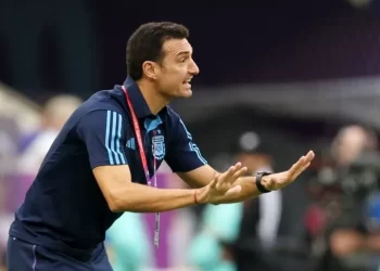 SCALONI: “ES DIFICIL DE ASIMILAR, PERO HAY QUE GANAR LOS PRÓXIMOS PARTIDOS”