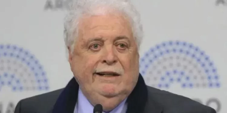 GINES GONZÁLEZ GARCÍA NEGÓ EL VACUNATORIO VIP: “NO HUBO NINGÚN PRIVILEGIO”