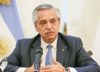 FERNÁNDEZ, SOBRE SU ESTADO DE SALUD: “ESTOY BIEN, TRABAJANDO BIEN”