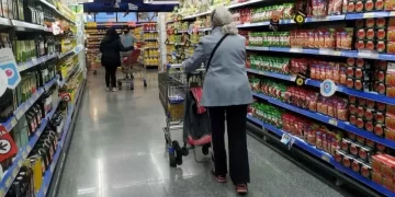 UNA FAMILIA BAHIENSE NECESITÓ MÁS DE $150 MIL EN OCTUBRE PARA NO SER CONSIDERADA POBRE