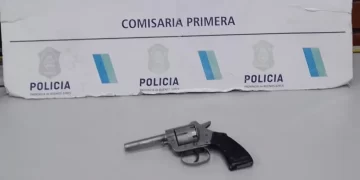 UN MENOR FUE A FESTEJAR EL TRIUNFO DE ARGENTINA ARMADO Y TERMINÓ APREHENDIDO