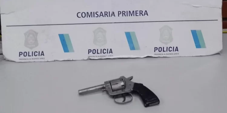 UN MENOR FUE A FESTEJAR EL TRIUNFO DE ARGENTINA ARMADO Y TERMINÓ APREHENDIDO