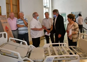 SE REALIZÓ EL ACTO DE ENTREGA DEL NUEVO EQUIPAMIENTO PARA EL HOSPITAL MUNICIPAL