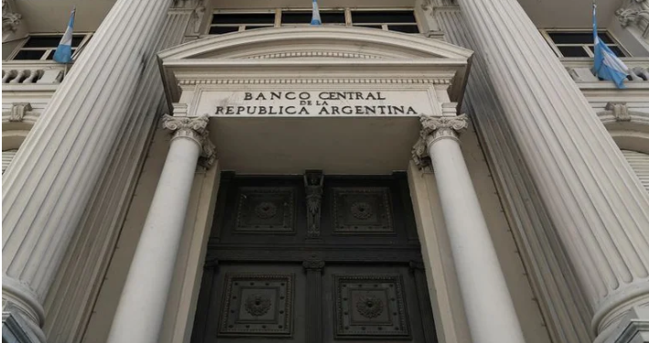 LAS CONSULTORAS QUE RELEVA EL BCRA PRONOSTICARON UNA INFLACIÓN DE CASI 100% PARA ESTE AÑO Y EL PRÓXIMO