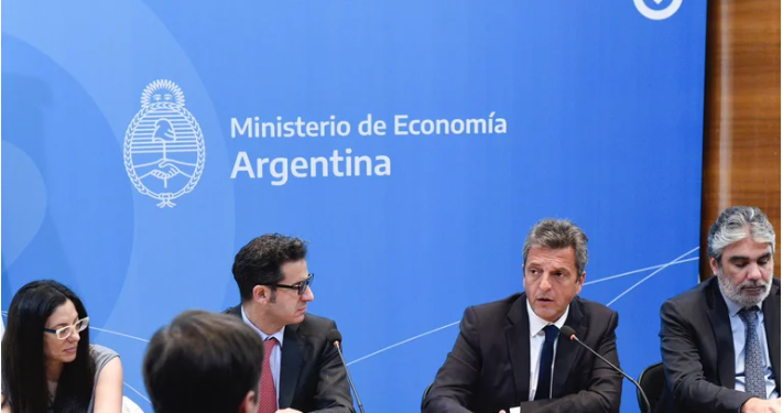 LOS MOTIVOS QUE EXPLICAN POR QUÉ LA INFLACIÓN SE DESACELERÓ Y LOGRÓ PERFORAR EL 5% MENSUAL, SEGÚN EL GOBIERNO