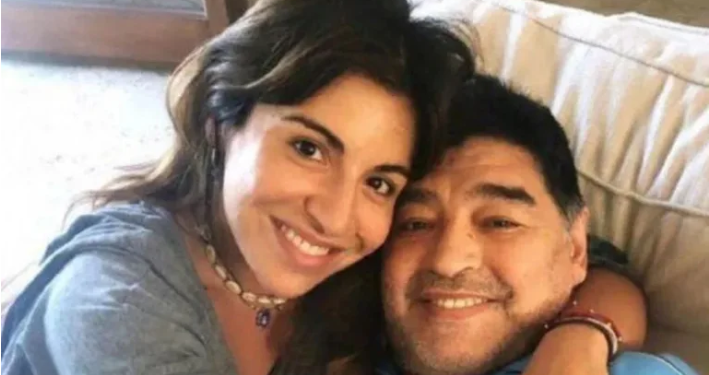 GIANINNA MARADONA APUNTÓ CONTRA LA SELECCIÓN ARGENTINA