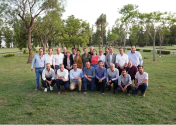 LOS INTENDENTES DEL PJ MANTIENEN SU APOYO A CFK Y CONSOLIDAN SU ARMADO CON UN PEDIDO DE FONDOS A KICILLOF