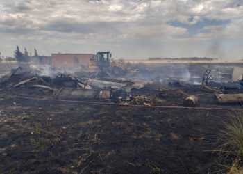 EL DESCUIDO DE UN VECINO PROVOCÓ UN INCENDIO QUE AFECTÓ VARIOS TERRENOS