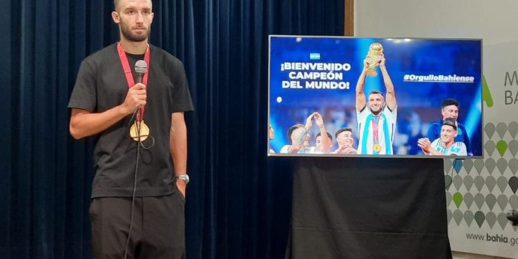 PEZZELLA: “SOY MUY AGRADECIDO A MI CIUDAD, ACÁ EMPECÉ A FORJAR MI SUEÑO”