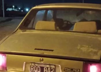 ROBÓ EL TENDIDO TELEFÓNICO DE UNA CUADRA Y TERMINÓ DETENIDO