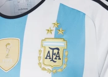 NUEVA CAMISETA DE LA SELECCIÓN ARGENTINA: DÓNDE COMPRARLA Y CUÁNTO SALE