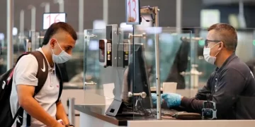 COVID-19: LOS PAÍSES ESTÁN VOLVIENDO A IMPONER RESTRICCIONES PARA EL TURISMO