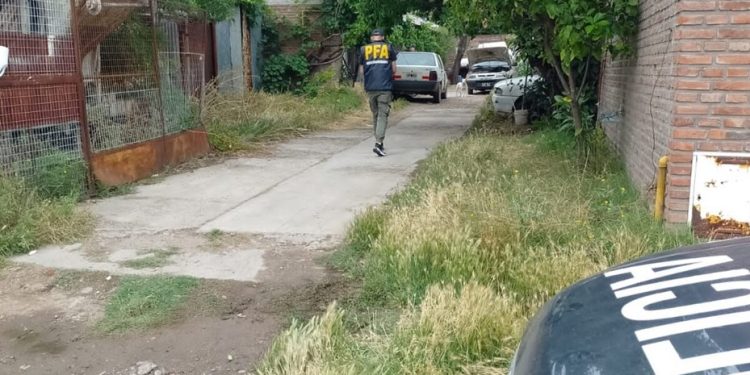 CAUSA DE PORNOGRAFÍA INFANTIL: ALLANARON LA CASA DE UN POLICIA