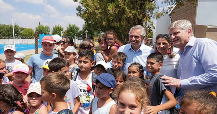 TRAS LA VISITA A LA PAMPA, ALBERTO FERNÁNDEZ PREPARA MÁS VIAJES PARA MEDIR SU IMAGEN EN EL INTERIOR