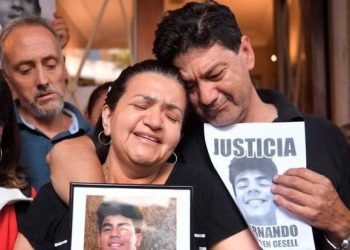 «NO LES CREO NADA», DIJO LA MAMÁ DE BÁEZ SOSA A LOS RUGBIERS