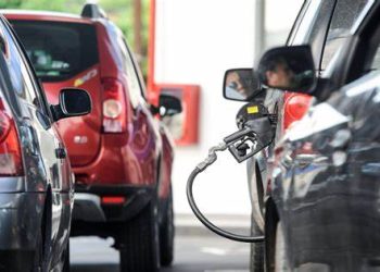 UNA ESTACIÓN DE SERVICIO YA AUMENTÓ SUS COMBUSTIBLES
