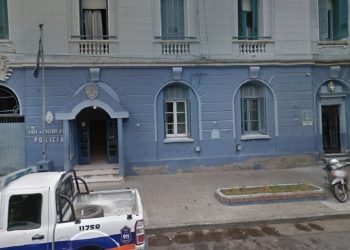 ATROPELLÓ Y MATÓ A UNA MUJER, LO BUSCAN INTENSAMENTE