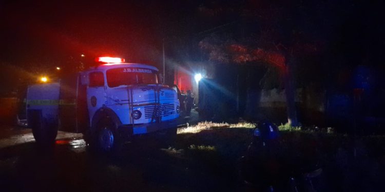 INCENDIO DE UNA VIVIENDA DURANTE ESTA MADRUGADA