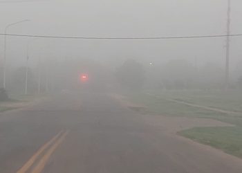 DESDE LEJOS NO SE VE: LA CIUDAD DESPERTÓ CON MUCHA NIEBLA