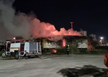 PÉRDIDAS TOTALES EN EL INCENDIO DE UN VAGÓN ABANDONADO