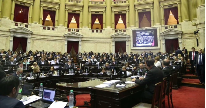 DIPUTADOS REGISTRÓ EN 2022 UNO DE LOS AÑOS CON MENOS REUNIONES DE COMISIÓN DE LA ÚLTIMA DÉCADA