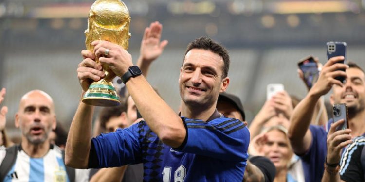 SCALONI CONTÓ QUÉ EQUIPO LE GUSTARÍA DIRIGIR