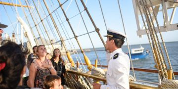 LA FRAGATA LIBERTAD PASÓ POR EL PUERTO DE BAHÍA BLANCA