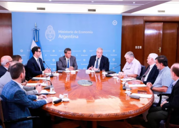 EL GOBIERNO ACORDÓ CON LOS COLEGIOS PRIVADOS PONER UN TOPE A LAS CUOTAS